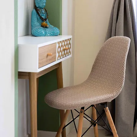 Dharma 招待所 斯培西亚